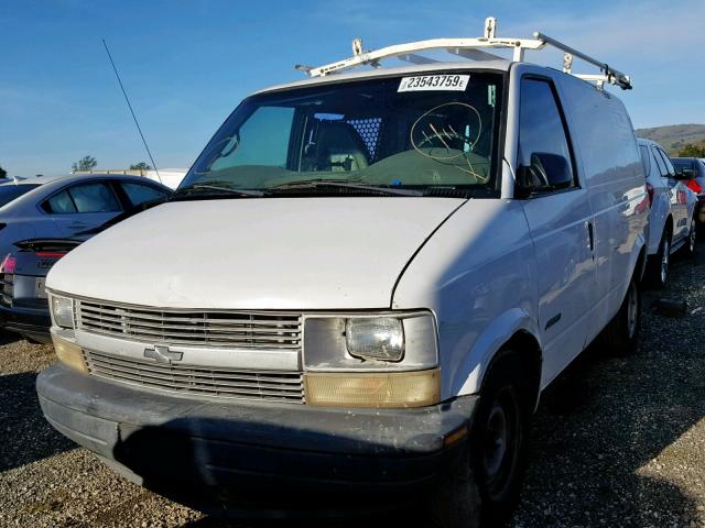 1GCDM19W2WB159246 - 1998 CHEVROLET ASTRO WHITE photo 2