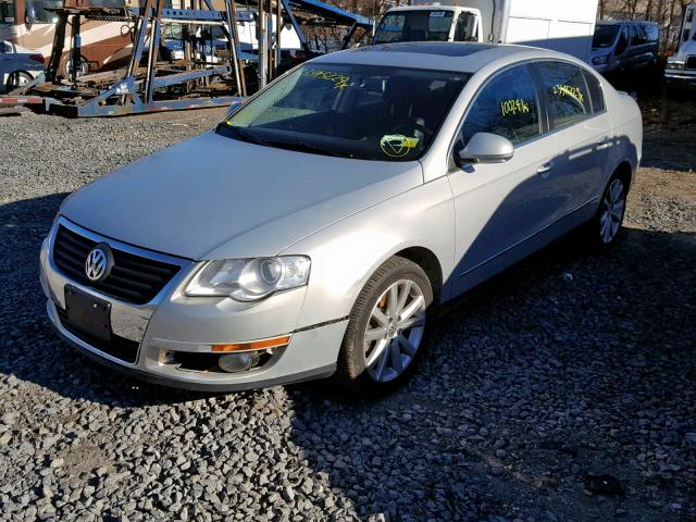 WVWJK7AN8AE058105 - 2010 VOLKSWAGEN PASSAT KOM SILVER photo 2