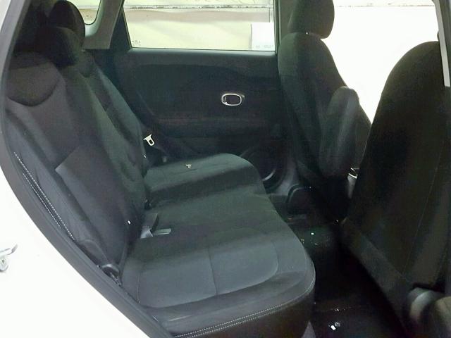 KNDJN2A28J7562562 - 2018 KIA SOUL Ağ foto 6