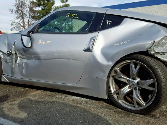 JN1AZ4EH6AM506347 - 2010 NISSAN 370Z SILVER photo 9