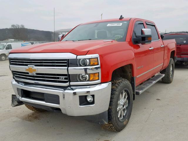 1GC1KWE82GF306446 - 2016 CHEVROLET SILVERADO RED photo 2