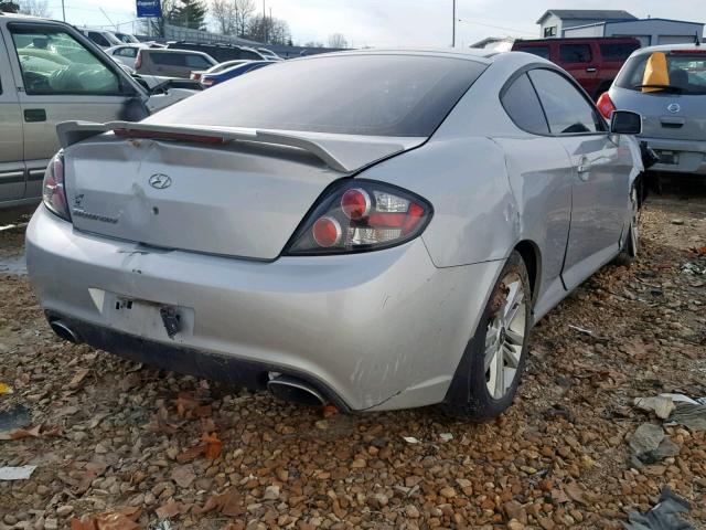 KMHHM66D18U295422 - 2008 HYUNDAI TIBURON GS SILVER photo 4