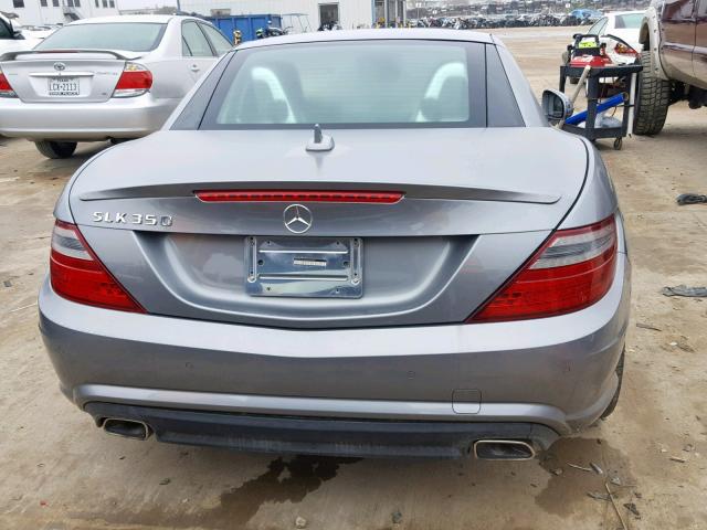 WDDPK5HA4DF059631 - 2013 MERCEDES-BENZ SLK 350 灰色 照片 6