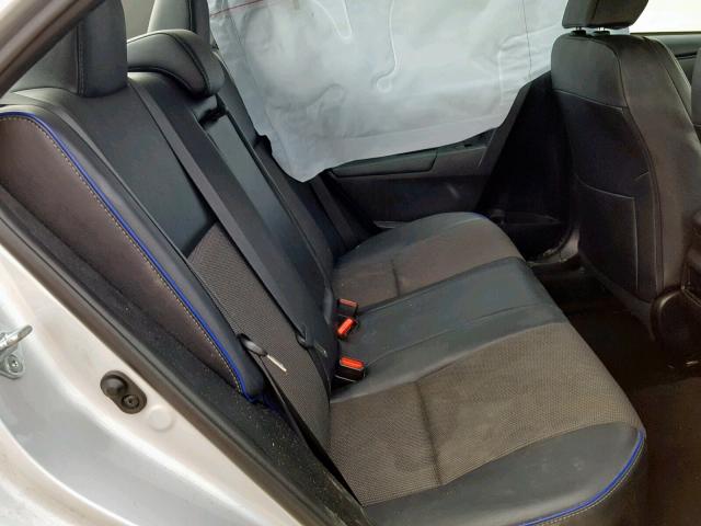5YFBURHE0HP677231 - 2017 TOYOTA COROLLA L 银色 照片 6