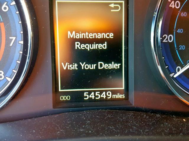 5YFBURHE0HP677231 - 2017 TOYOTA COROLLA L 银色 照片 8