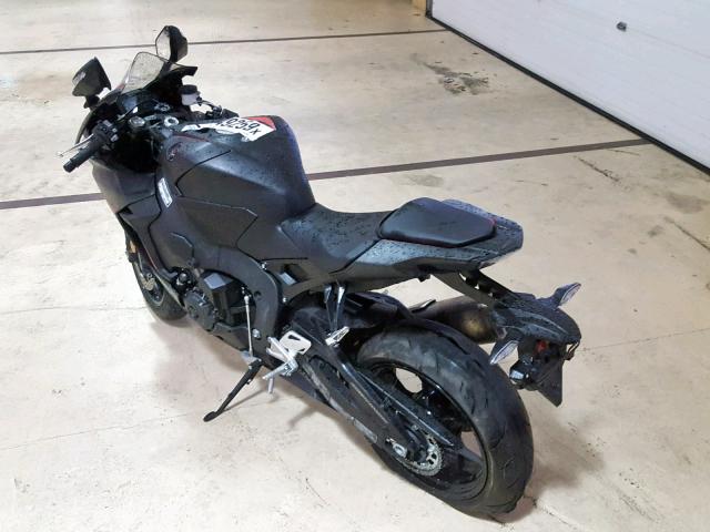 JH2SC7753HK000477 - 2017 HONDA CBR1000 RA BLACK photo 3