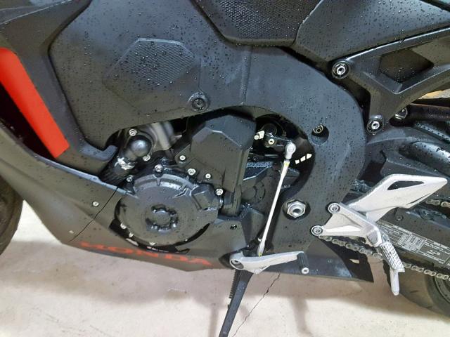 JH2SC7753HK000477 - 2017 HONDA CBR1000 RA BLACK photo 7