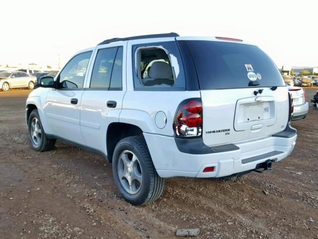 1GNDT13S982240800 - 2008 CHEVROLET TRAILBLAZE WHITE photo 3