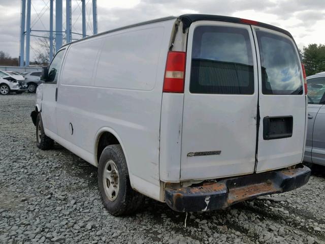 1GCFG15X381104036 - 2008 CHEVROLET EXPRESS G1 WHITE photo 3