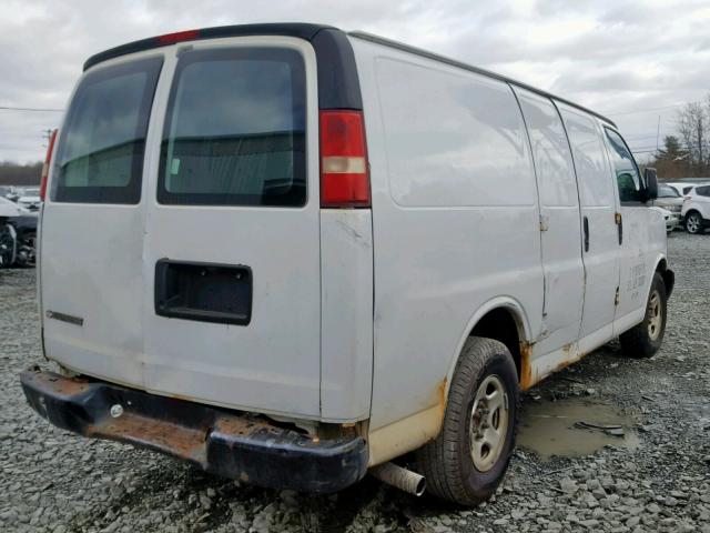 1GCFG15X381104036 - 2008 CHEVROLET EXPRESS G1 WHITE photo 4