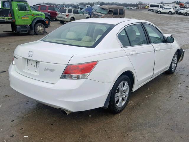 1HGCP2F47AA021441 - 2010 HONDA ACCORD LXP WHITE photo 4