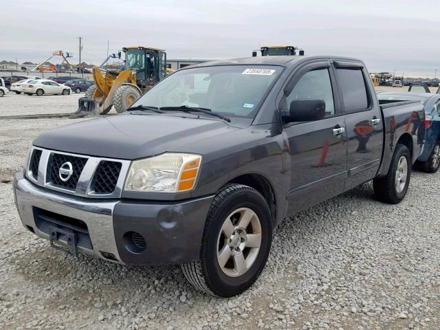 1N6BA07A06N565829 - 2006 NISSAN TITAN XE CHARCOAL photo 2