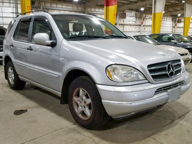 4JGAB54E61A273212 - 2001 MERCEDES-BENZ ML 320 SILVER photo 1