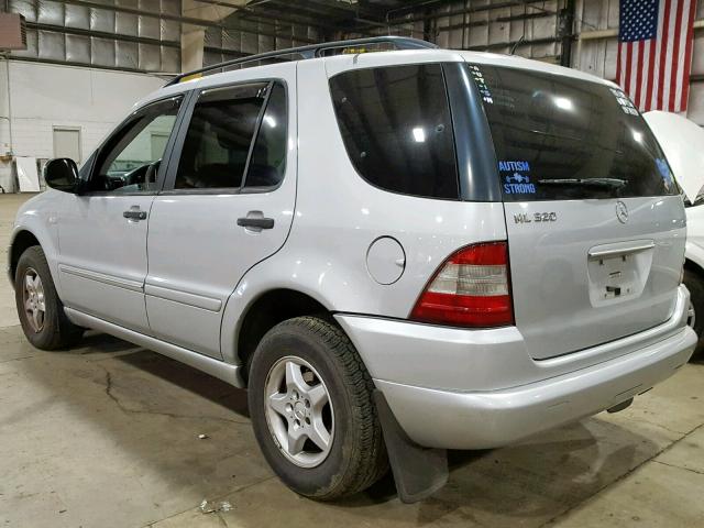 4JGAB54E61A273212 - 2001 MERCEDES-BENZ ML 320 SILVER photo 3