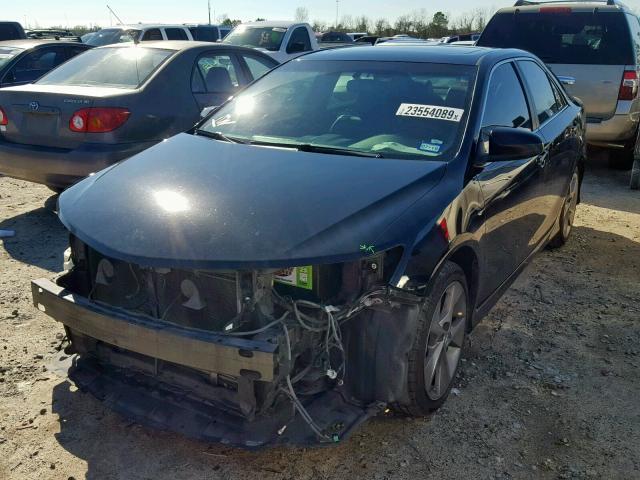 4T1BK1FK7DU023139 - 2013 TOYOTA CAMRY SE BLACK photo 2