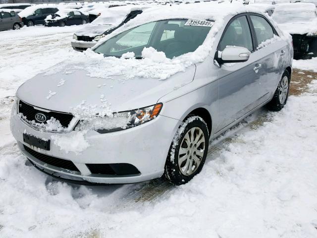 KNAFU4A27A5853809 - 2010 KIA FORTE EX SILVER photo 2