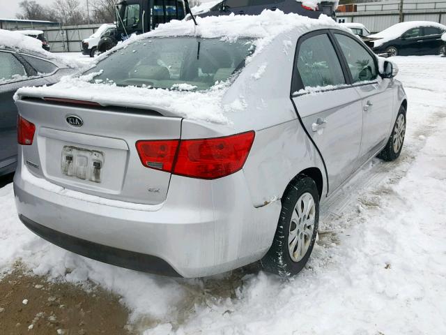 KNAFU4A27A5853809 - 2010 KIA FORTE EX SILVER photo 9