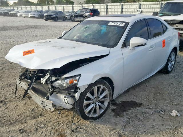 JTHBA1D22G5021516 - 2016 LEXUS IS 200T WHITE photo 2