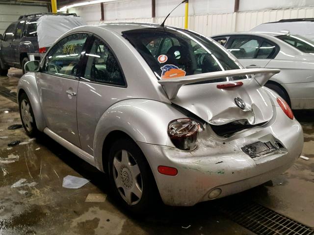 3VWCP21C41M451568 - 2001 VOLKSWAGEN NEW BEETLE Silber Foto 3