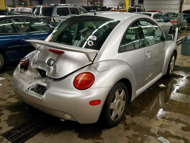 3VWCP21C41M451568 - 2001 VOLKSWAGEN NEW BEETLE Silber Foto 4