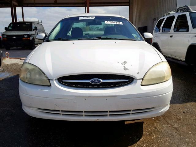 1FAFP55252G246961 - 2002 FORD TAURUS SES WHITE photo 10