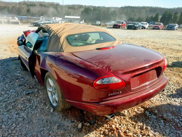 SAJGX2040XC033146 - 1999 JAGUAR XK8 RED photo 3