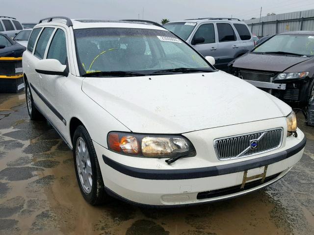 YV1SW58D721189572 - 2002 VOLVO V70 2.4T WHITE photo 1