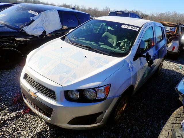 1G1JA6SH1D4218432 - 2013 CHEVROLET SONIC LS 白色 照片 2