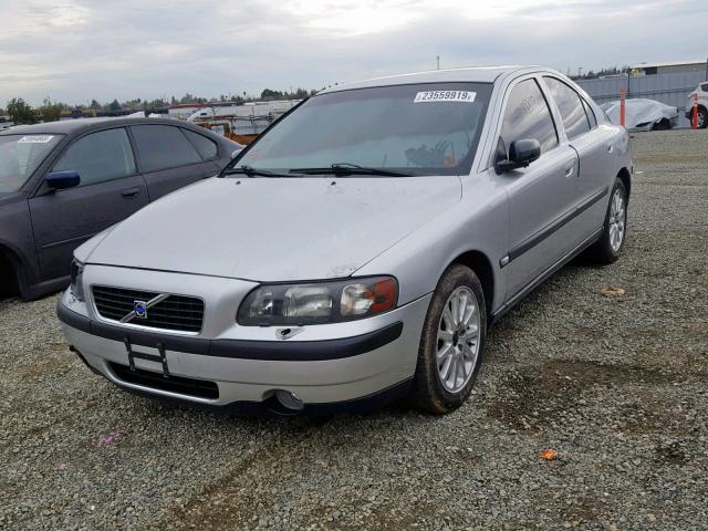 YV1RS61T242320261 - 2004 VOLVO S60 SILVER photo 2