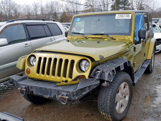 1J4GA59128L620874 - 2008 JEEP WRANGLER U GREEN photo 2