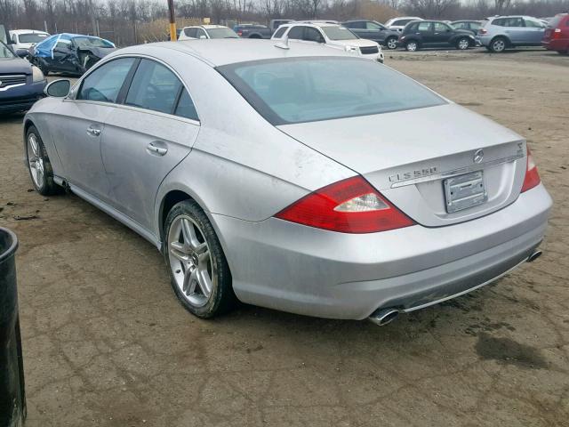 WDDDJ72X67A092534 - 2007 MERCEDES-BENZ CLS 550 SILVER photo 3