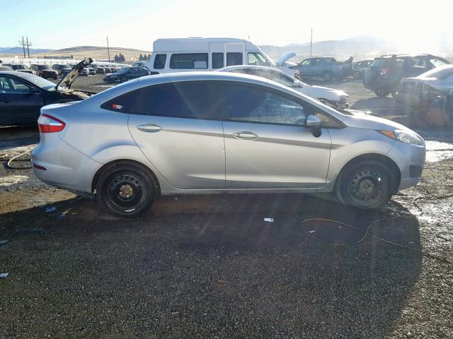 3FADP4AJ3EM139772 - 2014 FORD FIESTA S SILVER photo 9