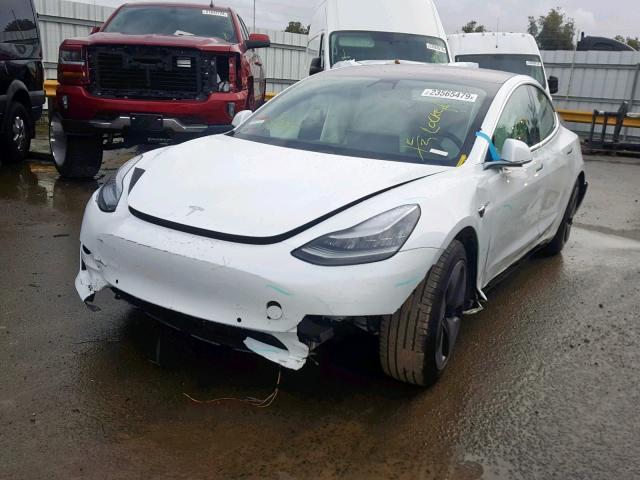 5YJ3E1EB9JF086278 - 2018 TESLA MODEL 3 WHITE photo 2