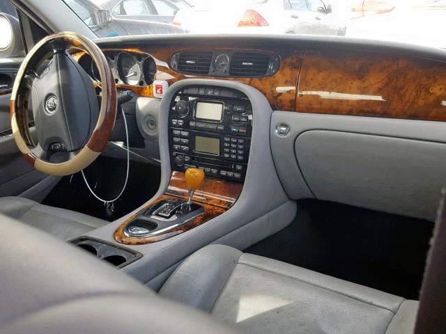 SAJWA71C64SG27003 - 2004 JAGUAR XJ8 GRAY photo 9