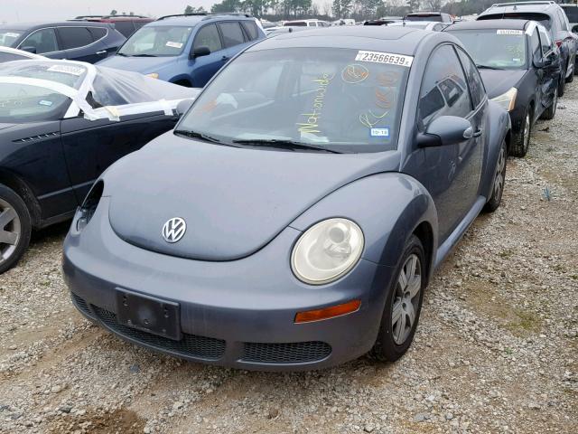 3VWRW31C66M411535 - 2006 VOLKSWAGEN NEW BEETLE GRAY photo 2