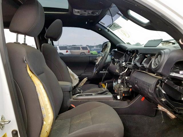 5TFCZ5AN1HX050063 - 2017 TOYOTA TACOMA DOU თეთრი ფოტო 5