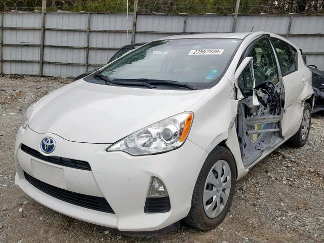 JTDKDTB38E1557715 - 2014 TOYOTA PRIUS C WHITE photo 2