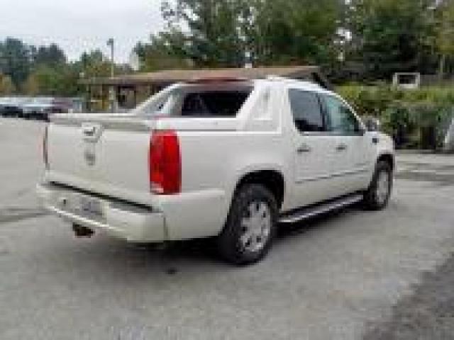 3GYFK628X7G319612 - 2007 CADILLAC ESCALADE E WHITE photo 4