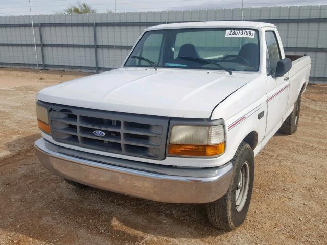 2FTHF25H5SCA75767 - 1995 FORD F250 WHITE photo 2