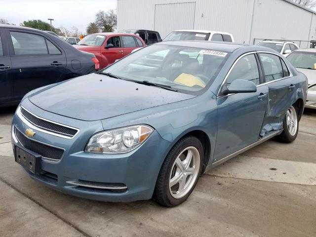 1G1ZH57B39F246998 - 2009 CHEVROLET MALIBU 1LT GREEN photo 2