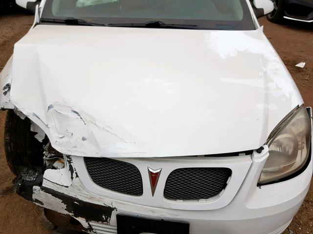 1G2AS18H497253667 - 2009 PONTIAC G5 WHITE photo 7