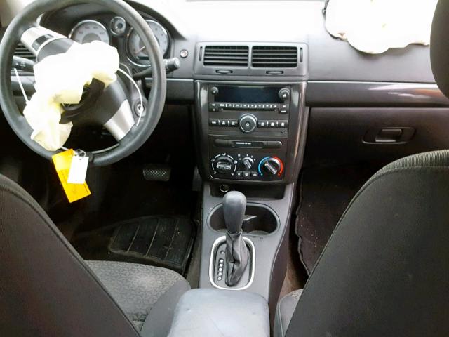 1G2AS18H497253667 - 2009 PONTIAC G5 WHITE photo 9