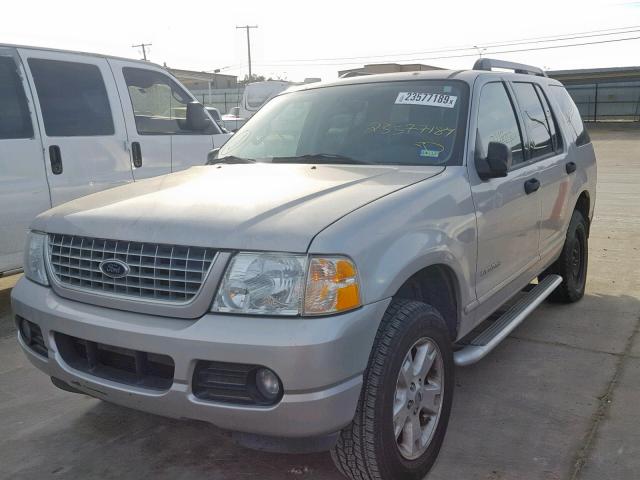 1FMZU63E15UB32752 - 2005 FORD EXPLORER X SILVER photo 2