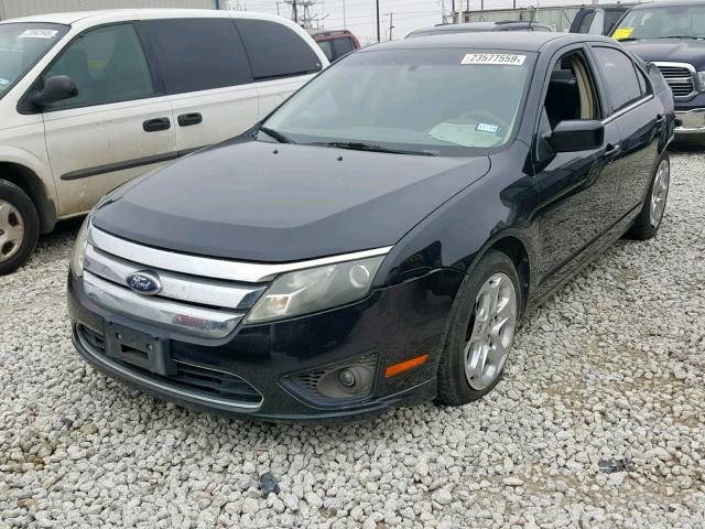 3FAHP0HA6BR127663 - 2011 FORD FUSION SE BLACK photo 2