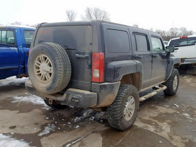 5GTDN13E978116821 - 2007 HUMMER H3 BLACK photo 4