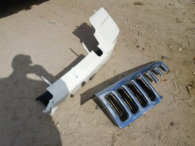 1J4RG5GT3AC113533 - 2010 JEEP COMMANDER WHITE photo 9