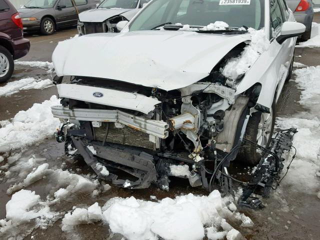 1FA6P0G72G5132253 - 2016 FORD FUSION S WHITE photo 9