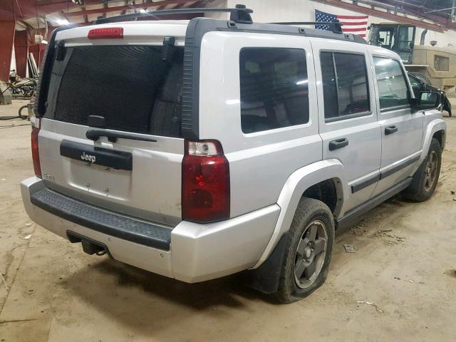 1J8HG48N26C230645 - 2006 JEEP COMMANDER SILVER photo 4