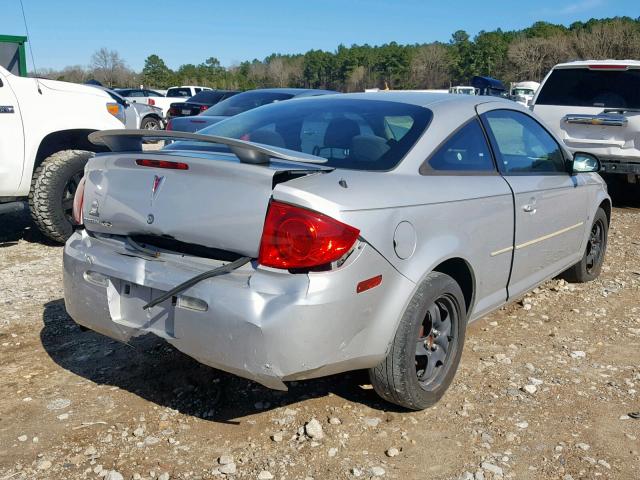 1G2AL15F477201761 - 2007 PONTIAC G5 SILVER photo 4