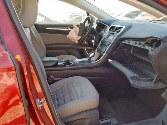 3FA6P0G79GR262009 - 2016 FORD FUSION S RED photo 5